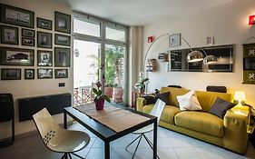 Modern Apartment Giovanni Square